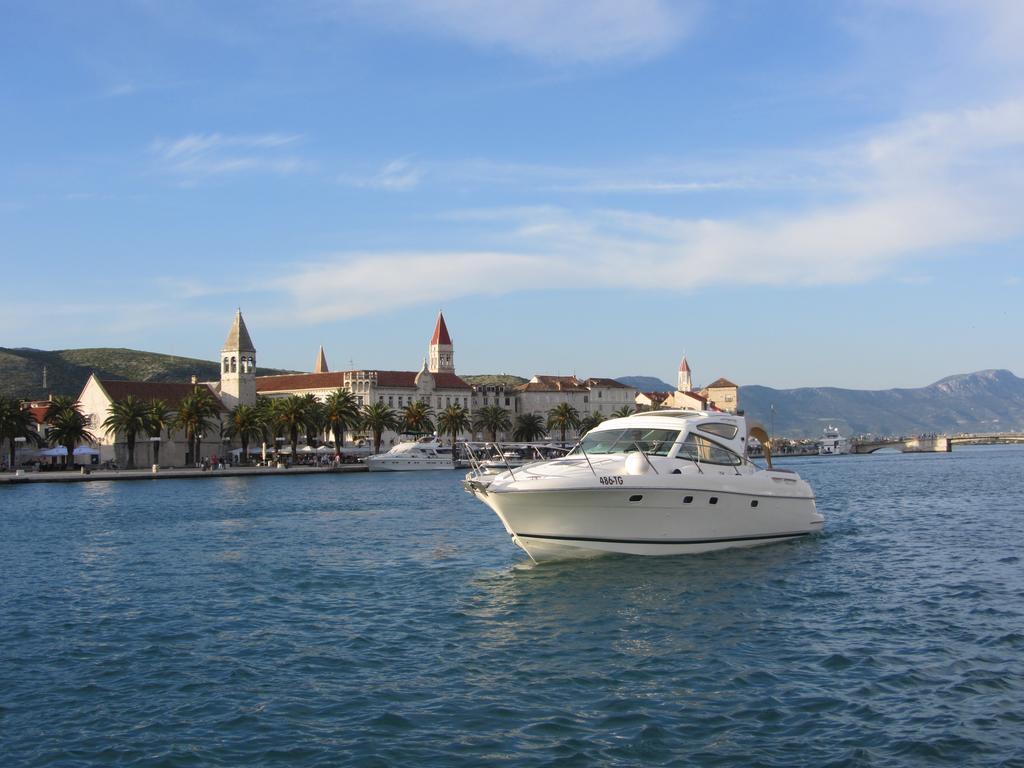 Apartments Sanja Trogir Exterior photo